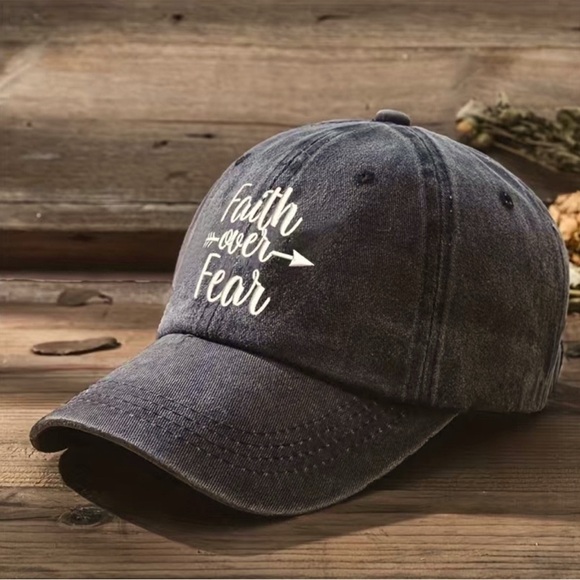 Faith Over Fear Baseball Cap NWT - Picture 2 of 4